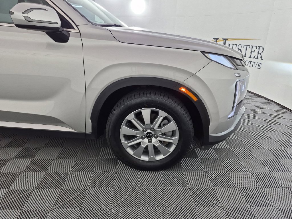 Used 2024 Hyundai Palisade SEL FWD image 11