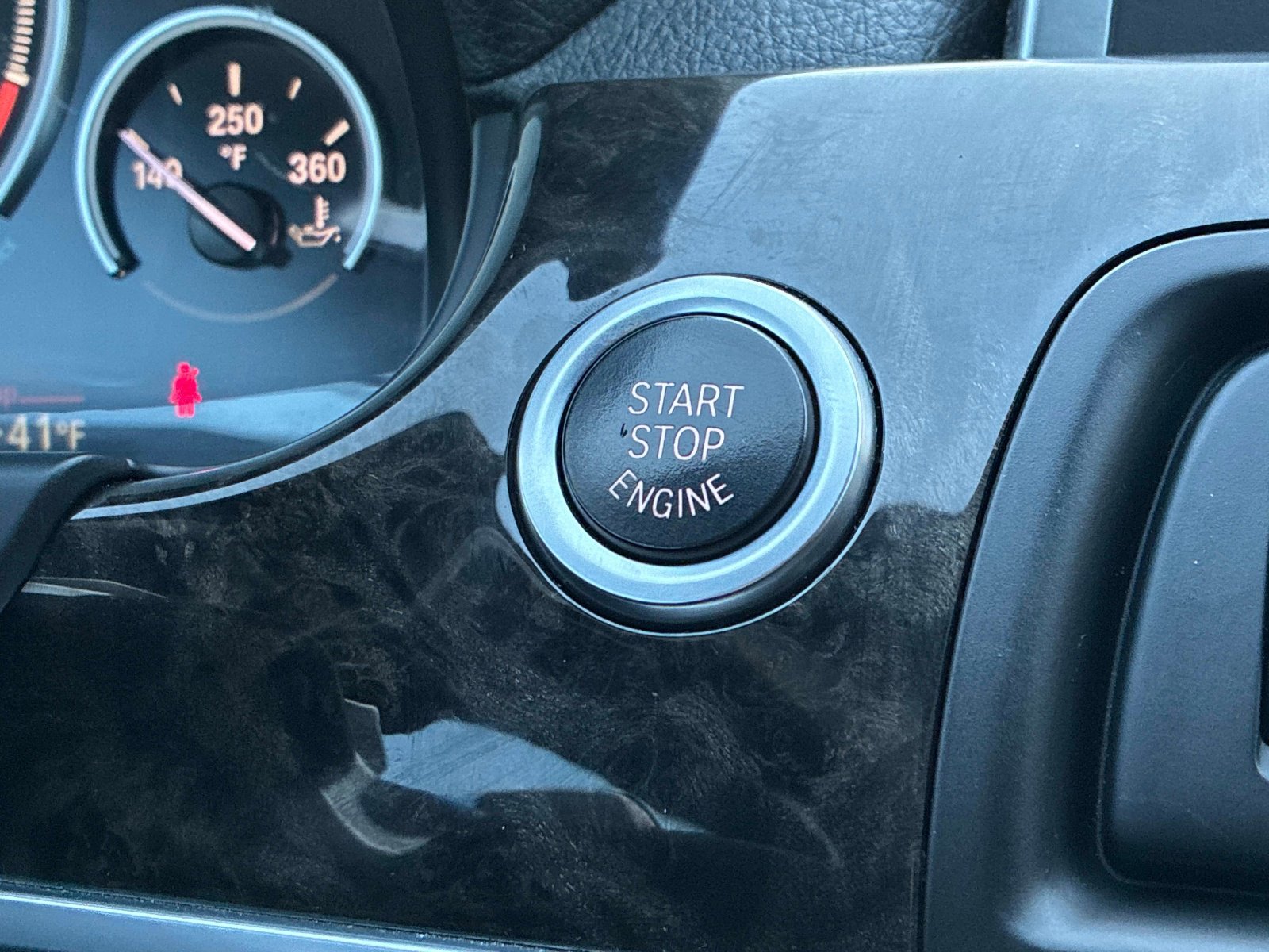 Used 2012 BMW 650i xDrive Convertible image 20