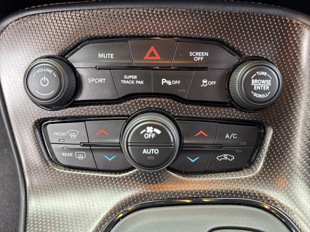 Used 2020 Dodge Challenger R/T image 38
