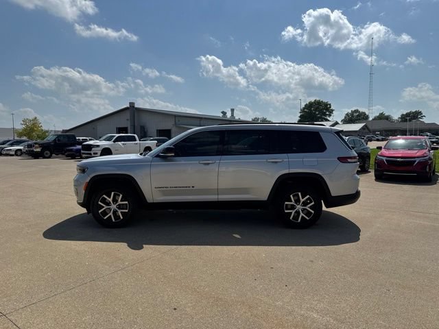 Used 2024 Jeep Grand Cherokee L Limited w/ Luxury Tech Group II AWD/4WD image 4