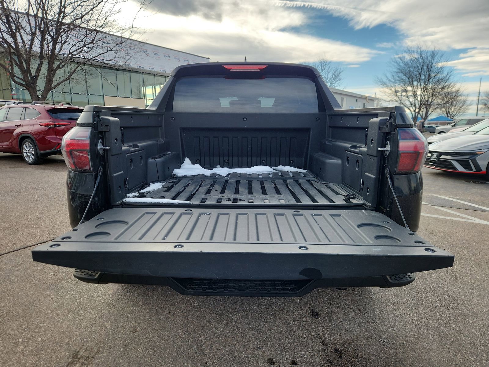 Used 2023 Hyundai Santa Cruz SEL w/ Cargo Package image 13