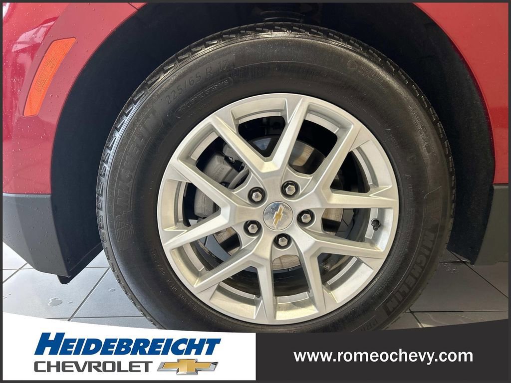 Certified 2024 Chevrolet Equinox LT w/ LPO, Floor Liner Package image 7