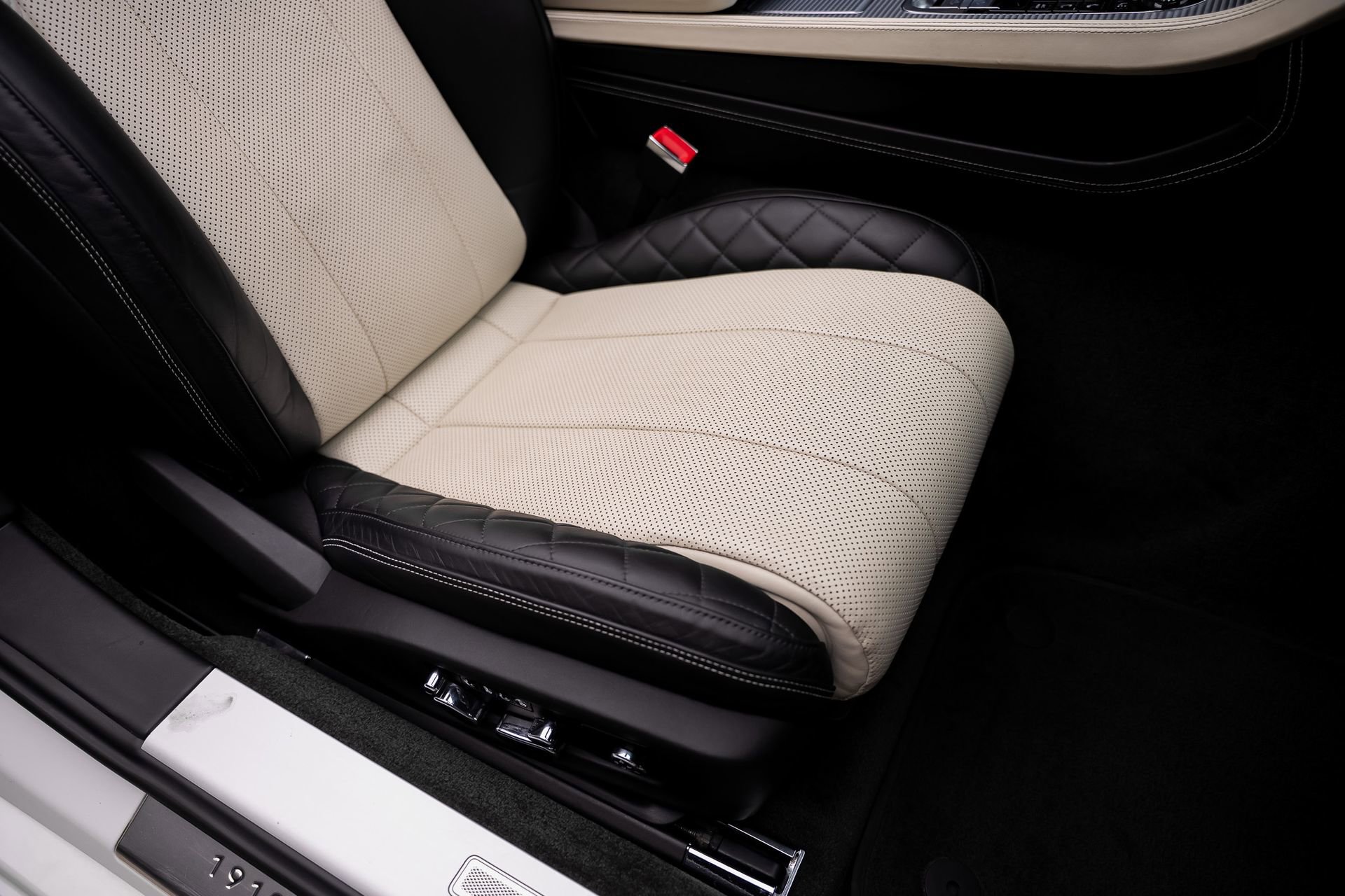 Used 2020 Bentley Continental GT image 64