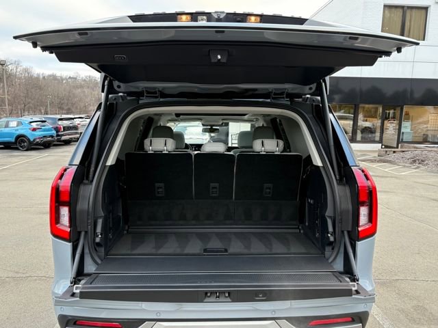 Used 2025 Ford Expedition Platinum w/ Driver's Package image 13