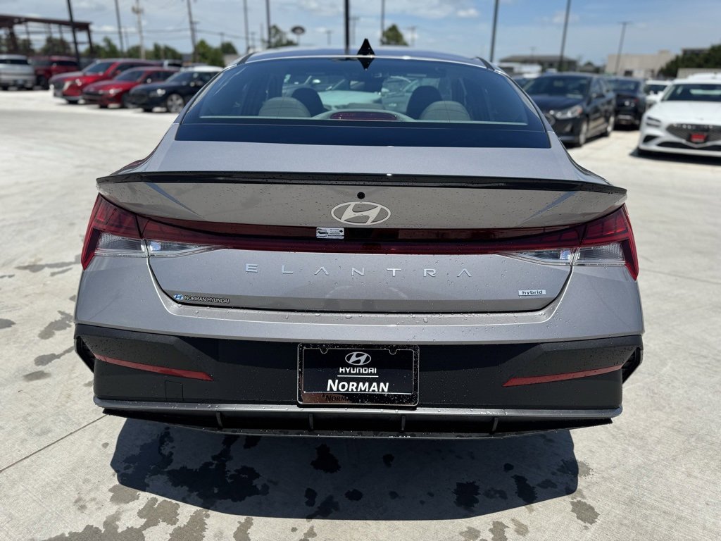 New 2025 Hyundai Elantra SEL image 6