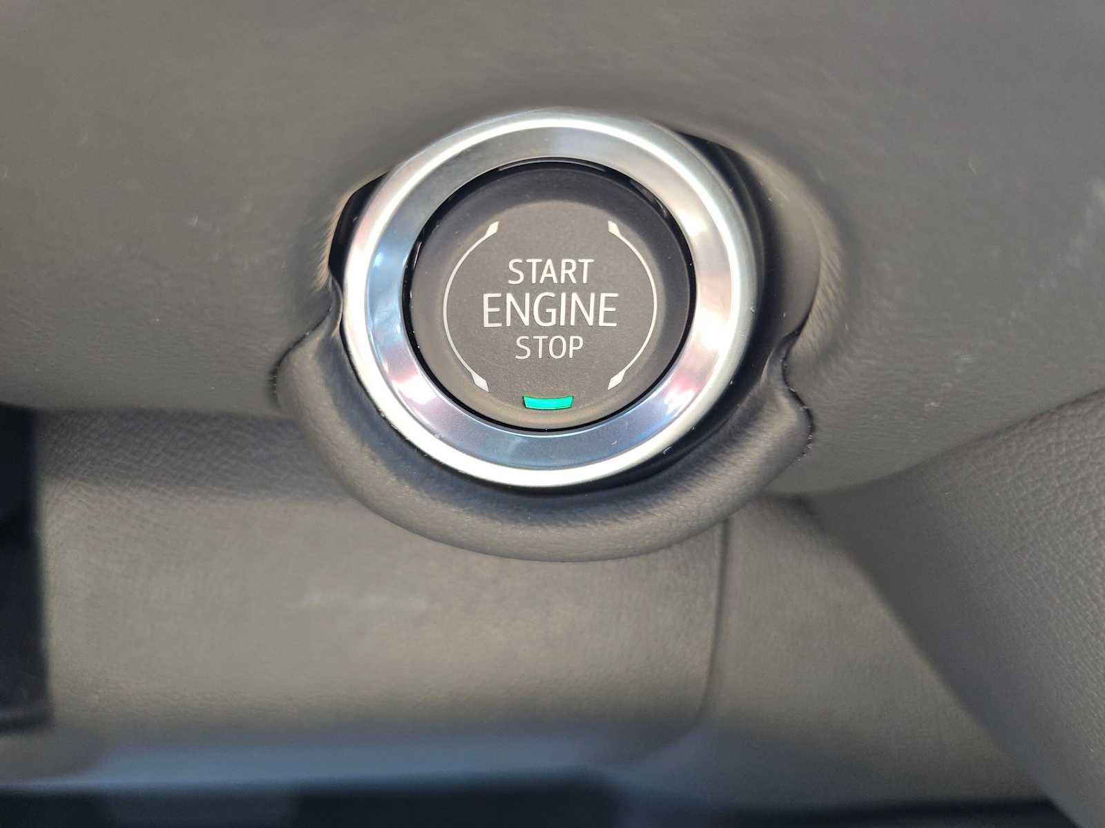Used 2025 Chevrolet Tahoe LS AWD/4WD image 31