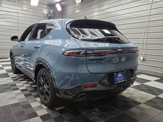 Used 2024 Dodge Hornet R/T Plus w/ R/T Blacktop Package AWD/4WD image 8