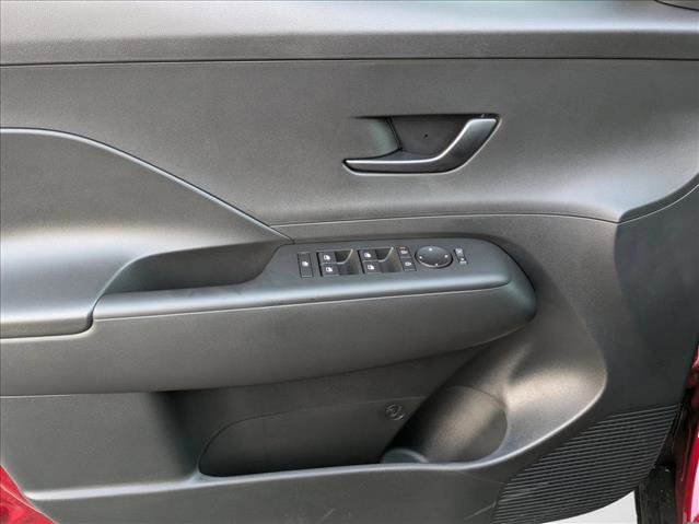 New 2026 Hyundai Kona SE image 16