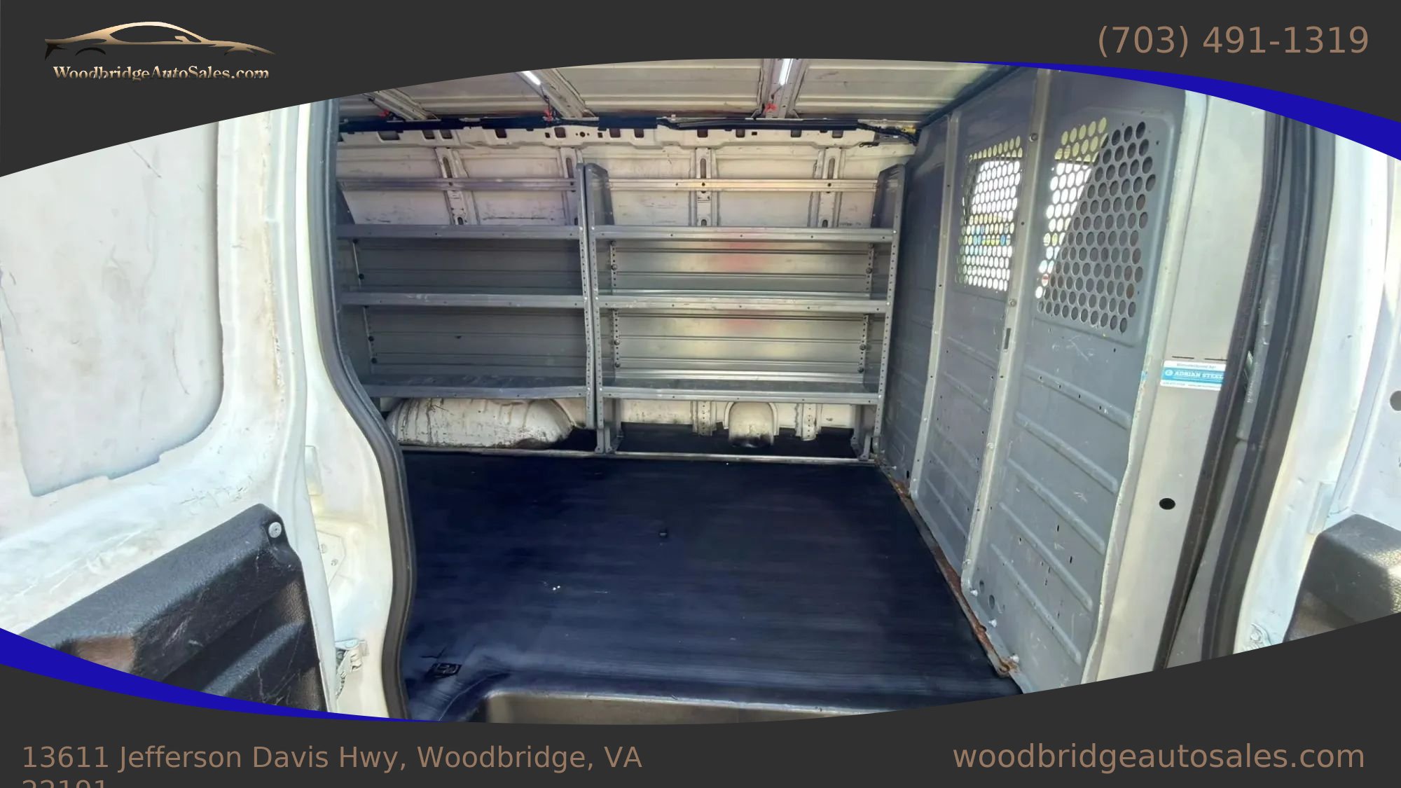 Used 2019 Chevrolet Express 2500 w/ Communications Package RWD image 26