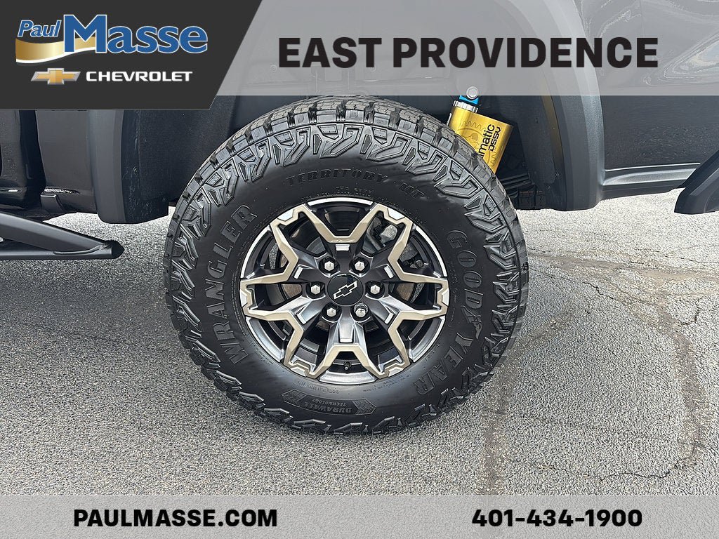 Certified 2025 Chevrolet Colorado ZR2 w/ Technology Package AWD/4WD image 9