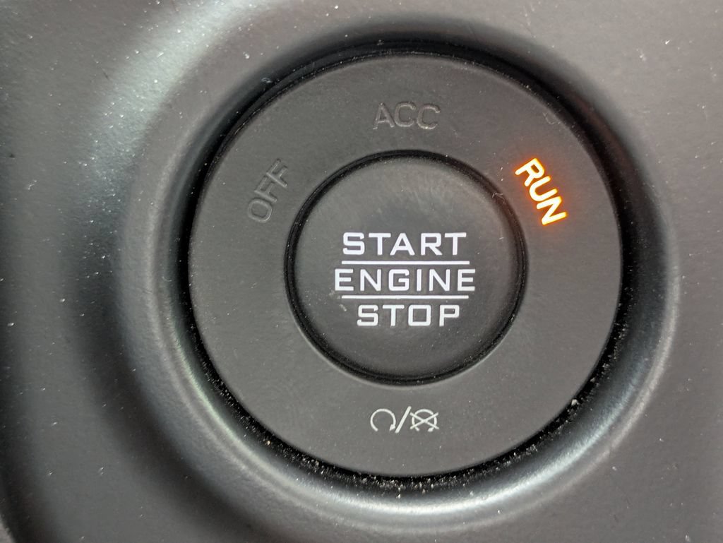 Used 2022 Jeep Gladiator Sport AWD/4WD image 30