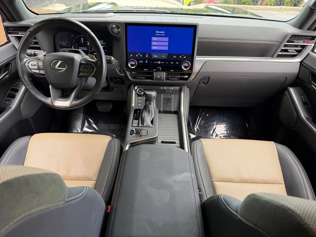 Used 2024 Lexus GX 550 AWD/4WD image 39