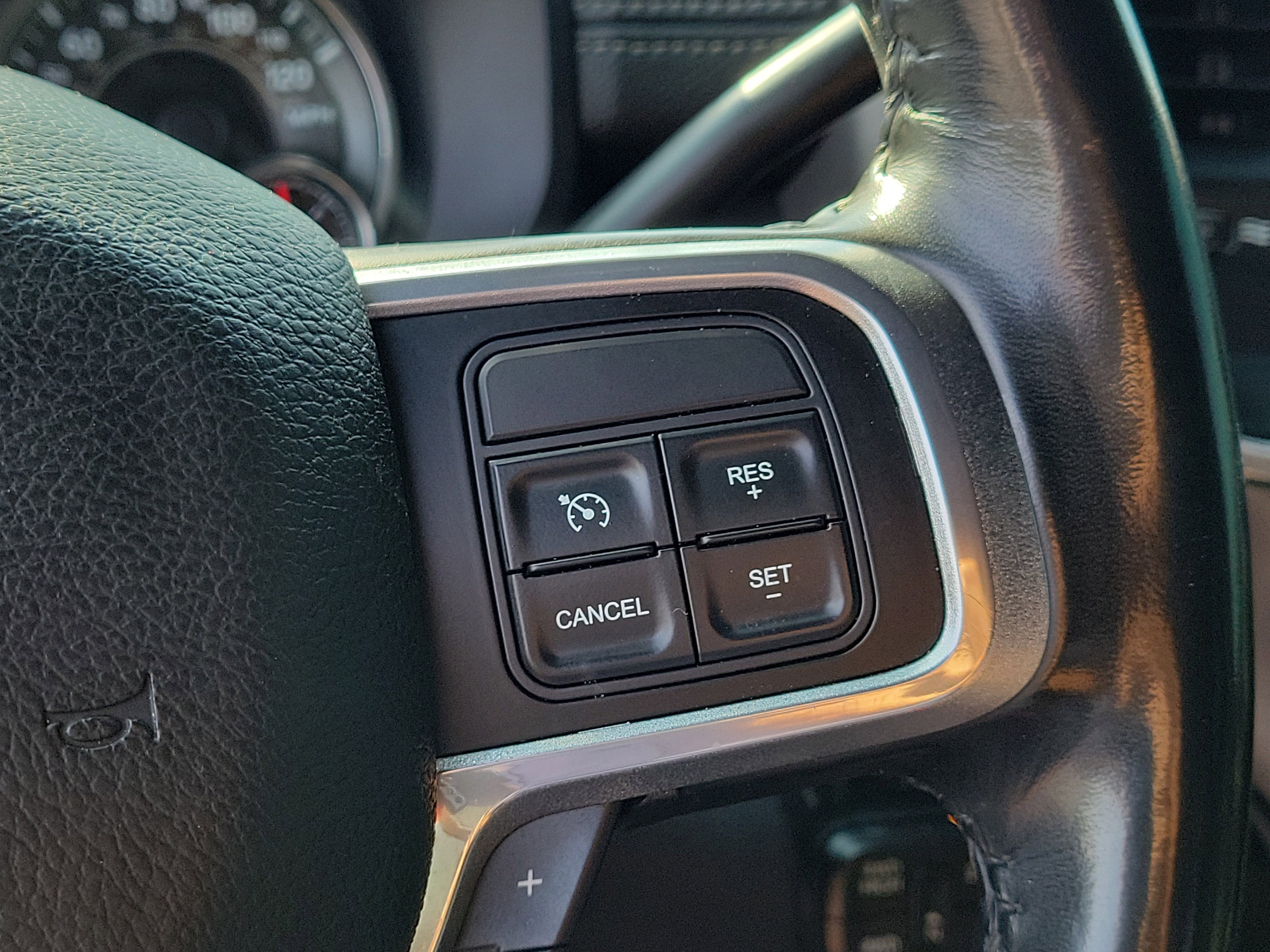 Used 2022 RAM 3500 Laramie w/ Night Edition image 28