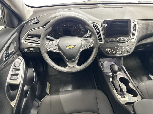 Used 2023 Chevrolet Malibu LS FWD image 14