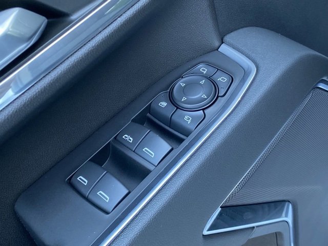 Used 2024 Chevrolet Silverado 3500 LT w/ Convenience Package image 12