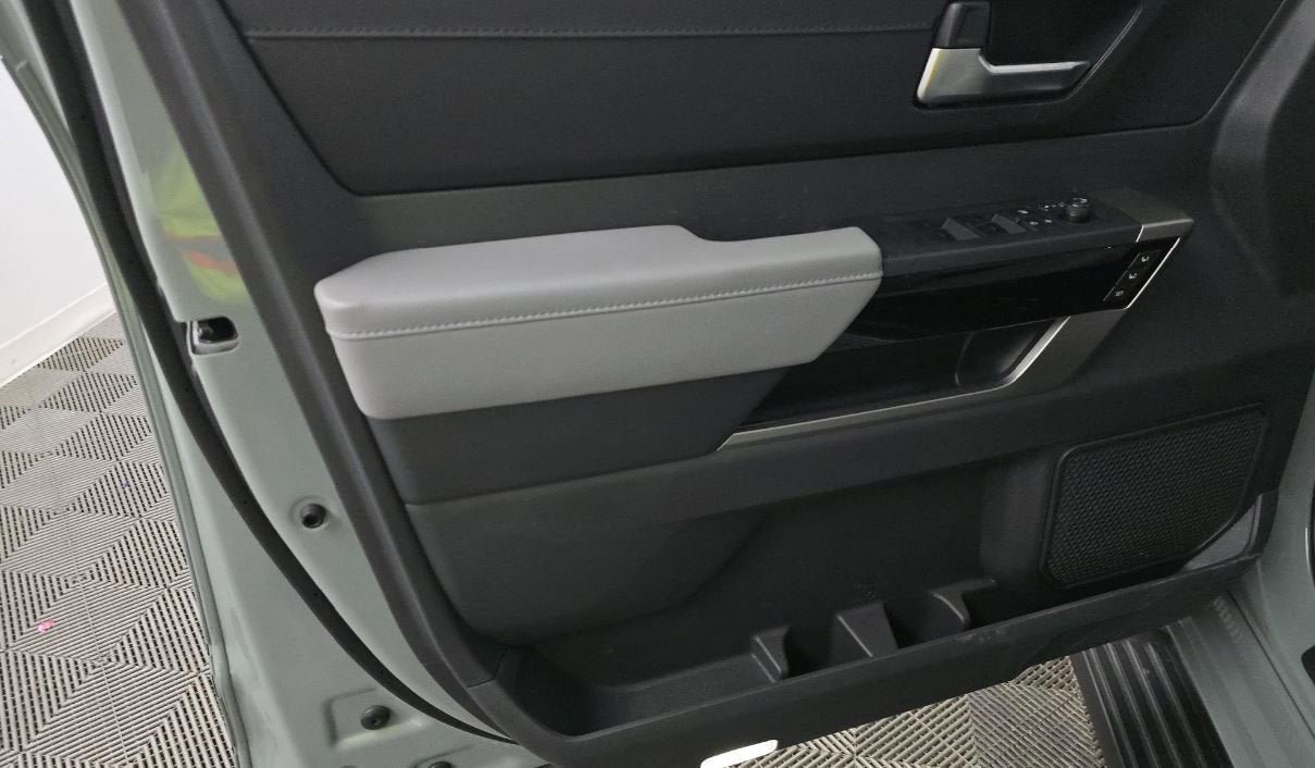 Used 2025 Toyota Sequoia SR5 RWD image 7