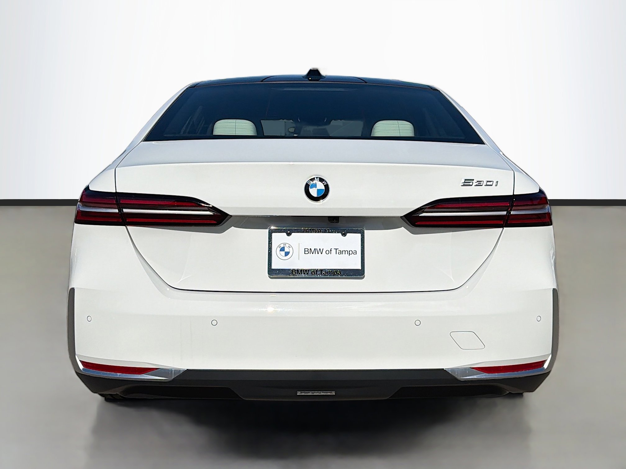 New 2026 BMW 530i w/ Convenience Package image 4