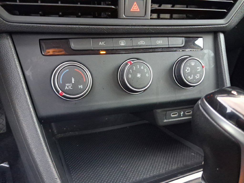 Certified 2024 Volkswagen Jetta S FWD image 24