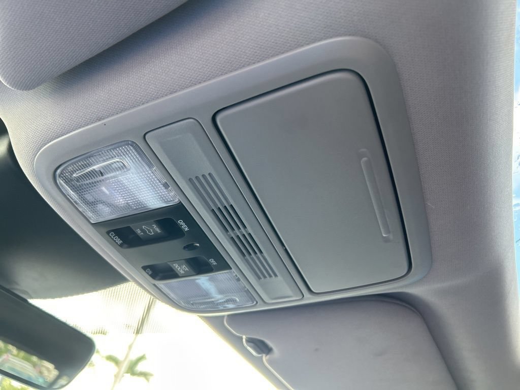 Used 2024 Honda Odyssey EX-L image 43