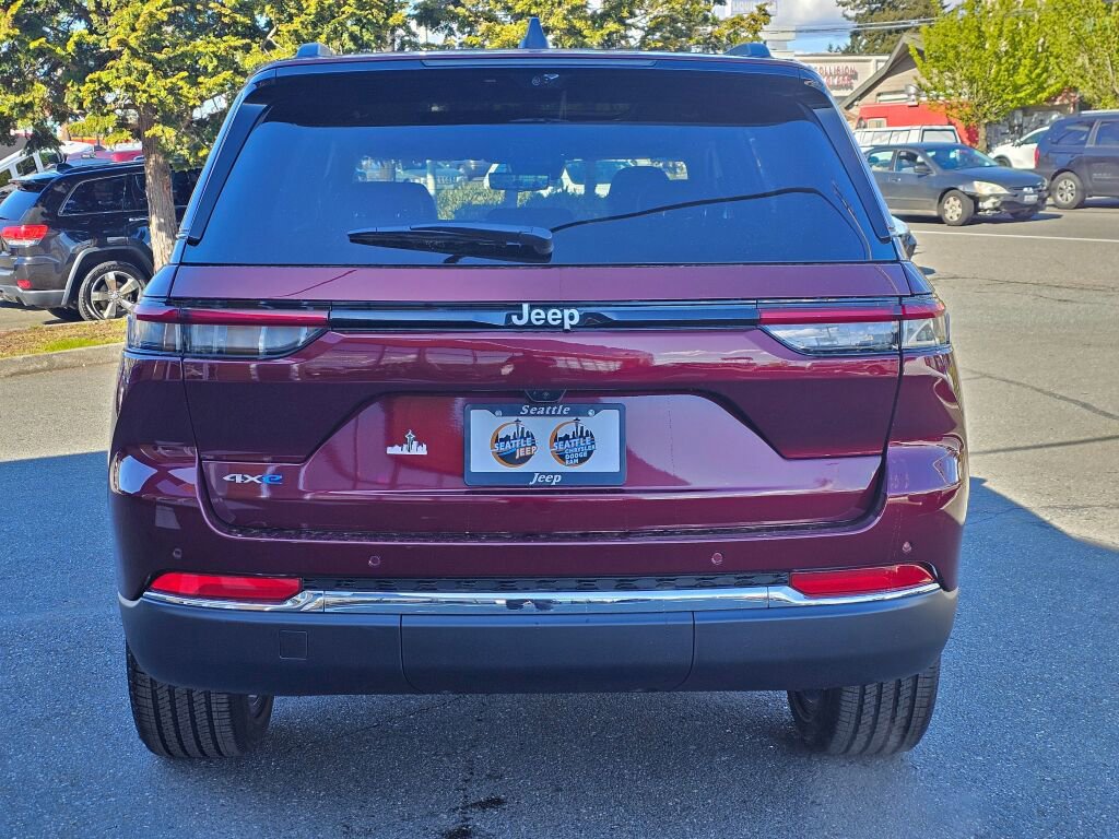 New 2024 Jeep Grand Cherokee Limited 4xe w/ Luxury Tech Group II image 7