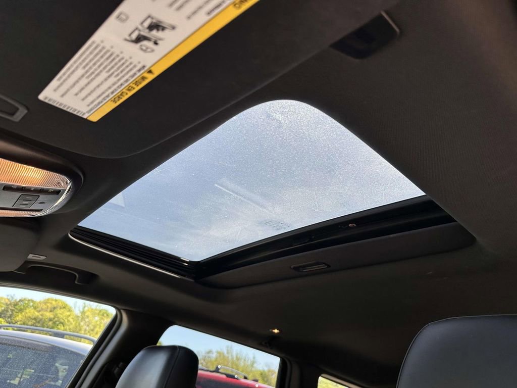 Used 2018 Jeep Grand Cherokee Limited AWD/4WD image 13