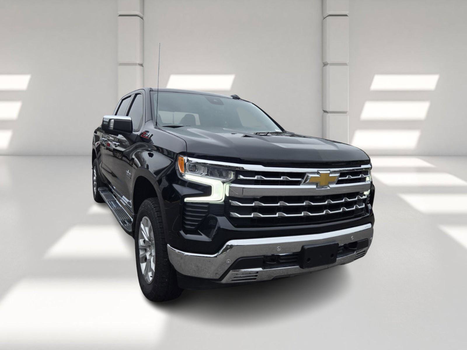 Used 2023 Chevrolet Silverado 1500 LTZ w/ LTZ Premium Texas Edition image 3