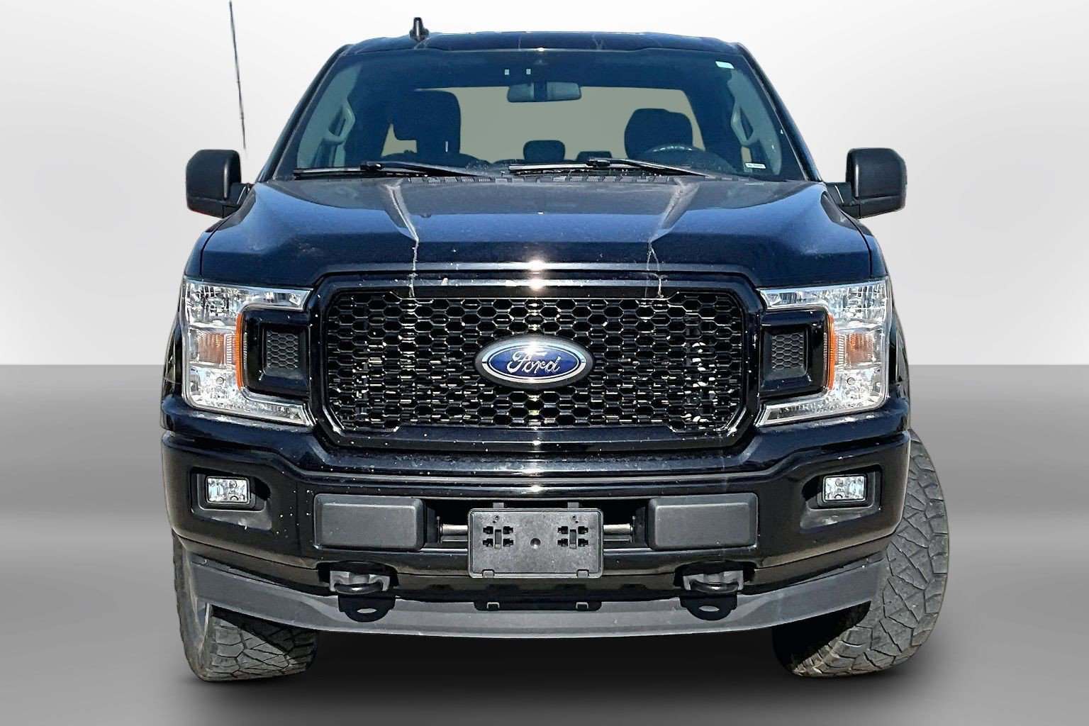 Used 2020 Ford F150 XL w/ Equipment Group 101A Mid AWD/4WD image 3