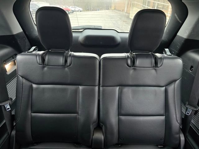Used 2024 Ford Explorer Limited image 14