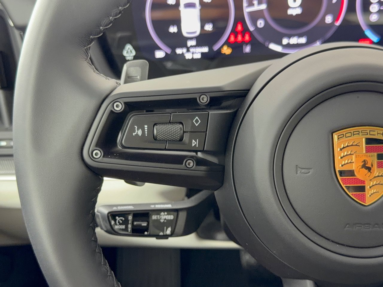 New 2026 Porsche Cayenne AWD/4WD image 18
