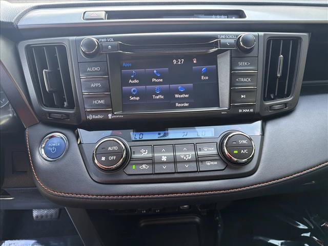 Used 2018 Toyota RAV4 SE AWD/4WD image 19