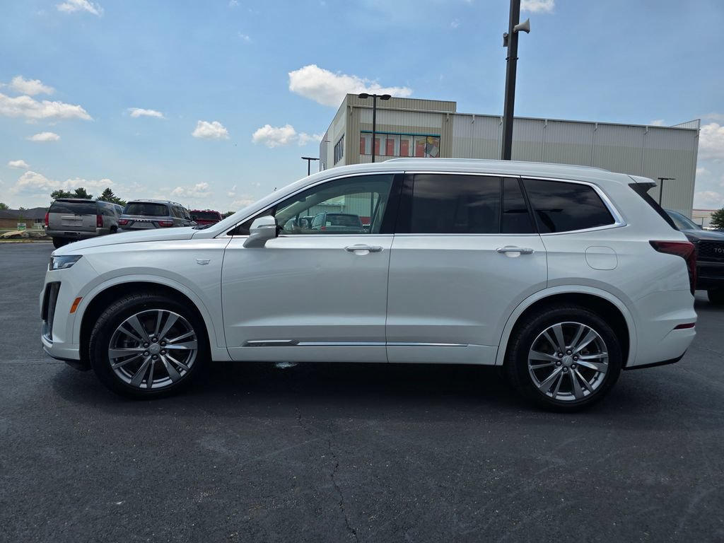 Used 2023 Cadillac XT6 Premium Luxury FWD image 5