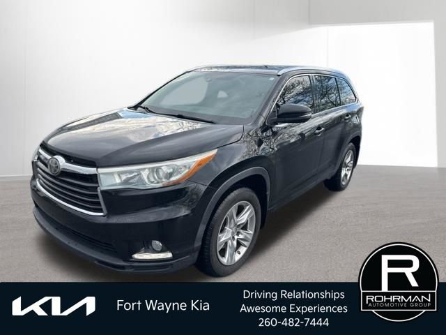 Used 2014 Toyota Highlander Limited Platinum AWD/4WD image 1