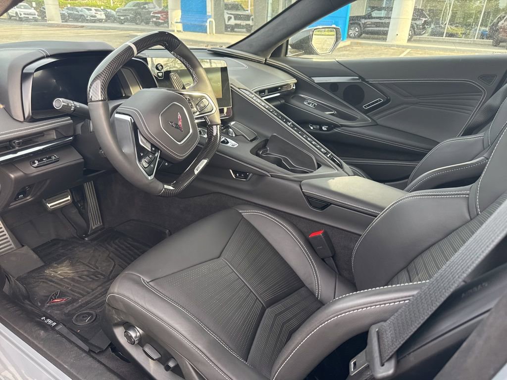 Used 2025 Chevrolet Corvette E-Ray w/ Stealth Interior Trim Package AWD/4WD image 10