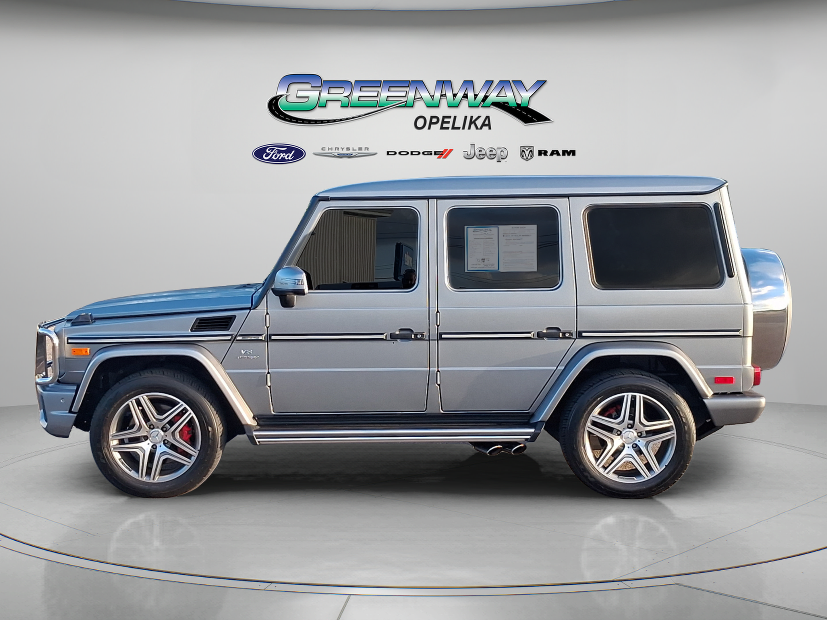 Used 2015 Mercedes-Benz G 63 AMG 4MATIC image 4