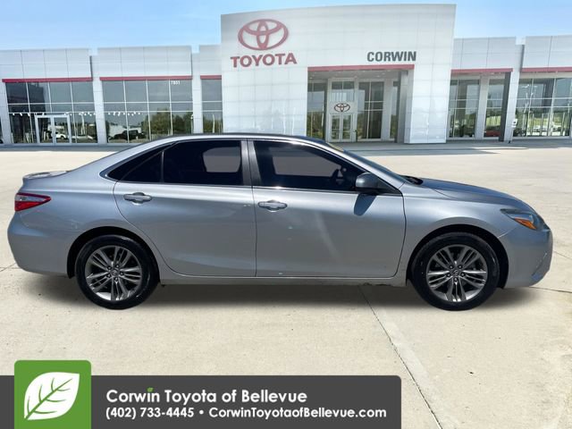 Used 2016 Toyota Camry SE FWD image 6