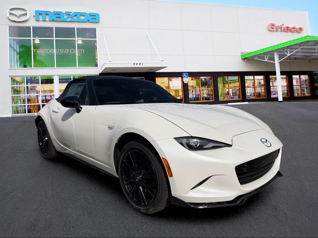 New 2026 MAZDA MX-5 Miata Club w/ Interior Package