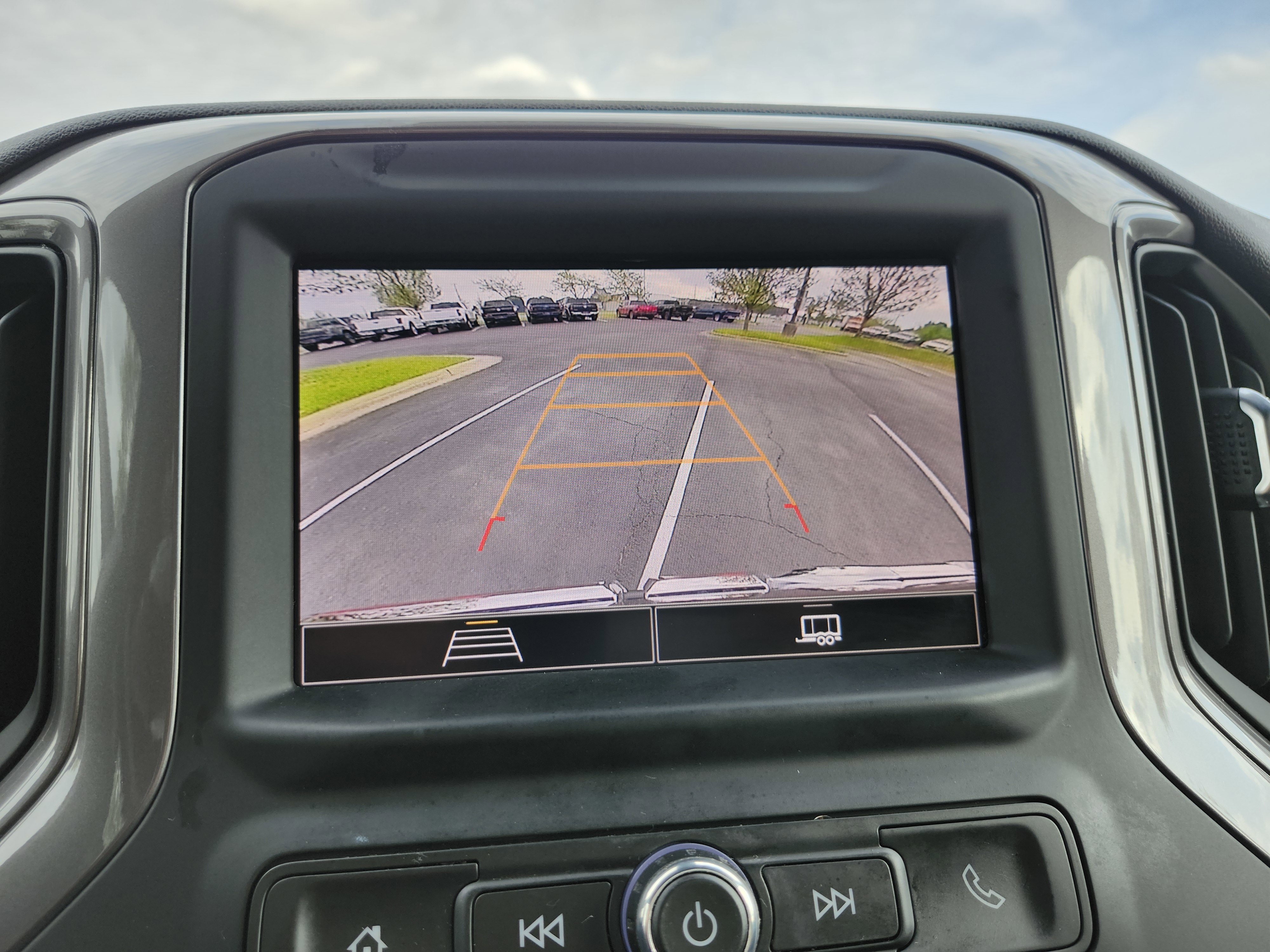 Used 2024 GMC Sierra 1500 Pro w/ Pro Value Package RWD image 2