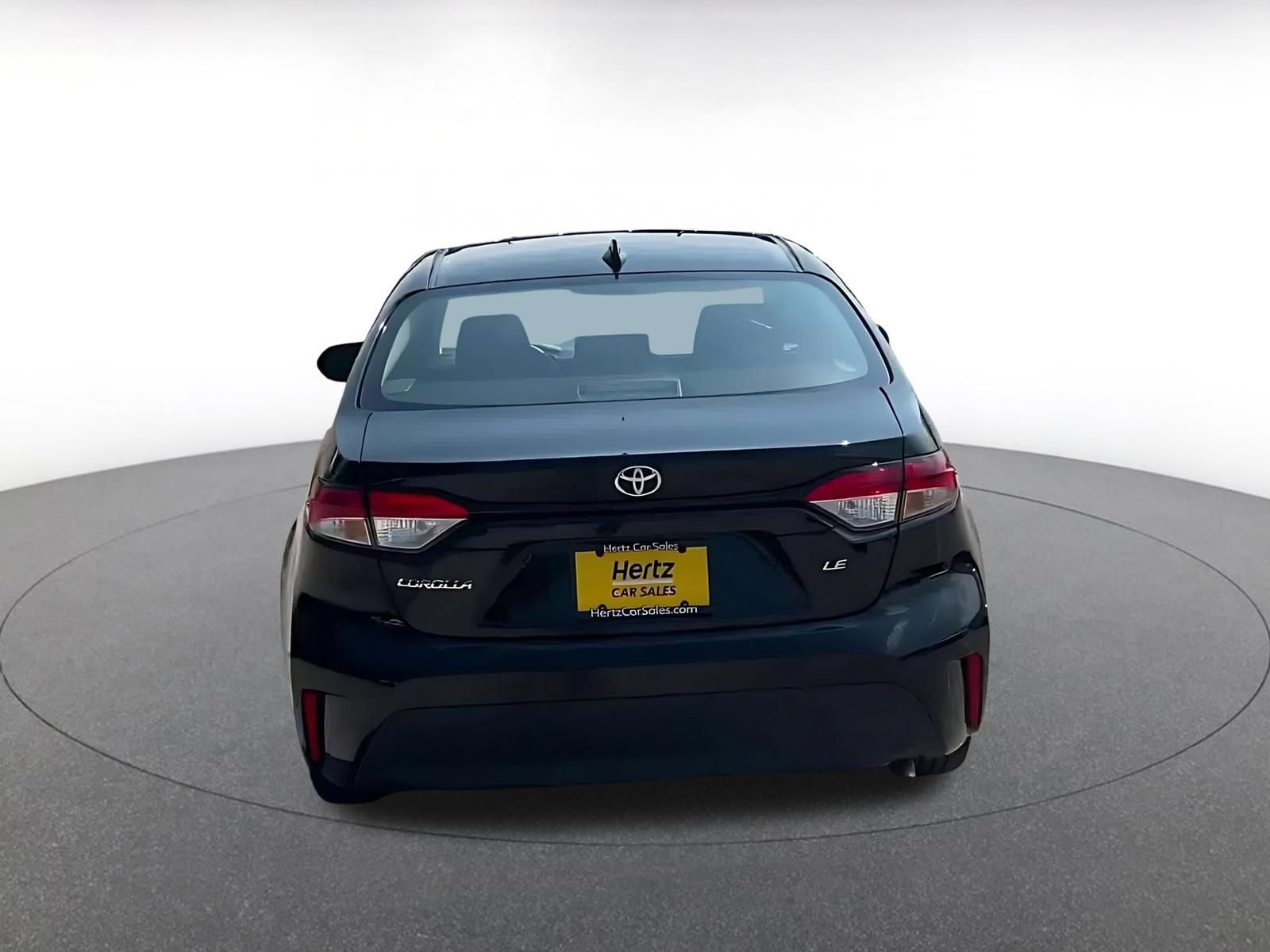 Used 2025 Toyota Corolla LE FWD image 12