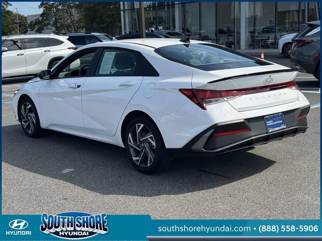 Certified 2025 Hyundai Elantra Sport w/ Cargo Package FWD image 8