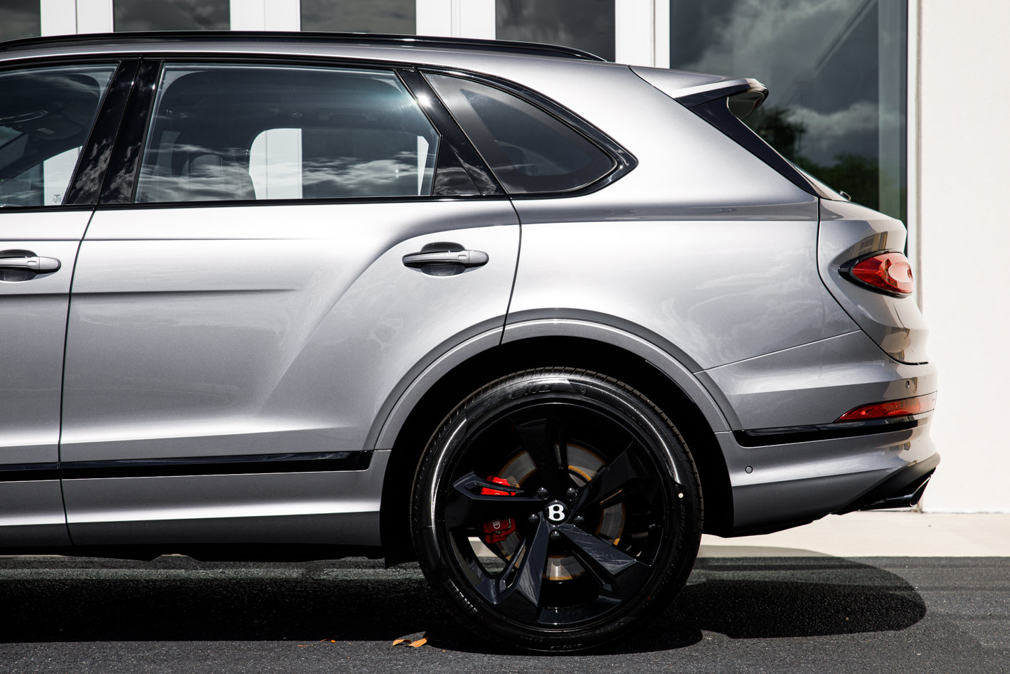 New 2026 Bentley Bentayga AWD/4WD image 10