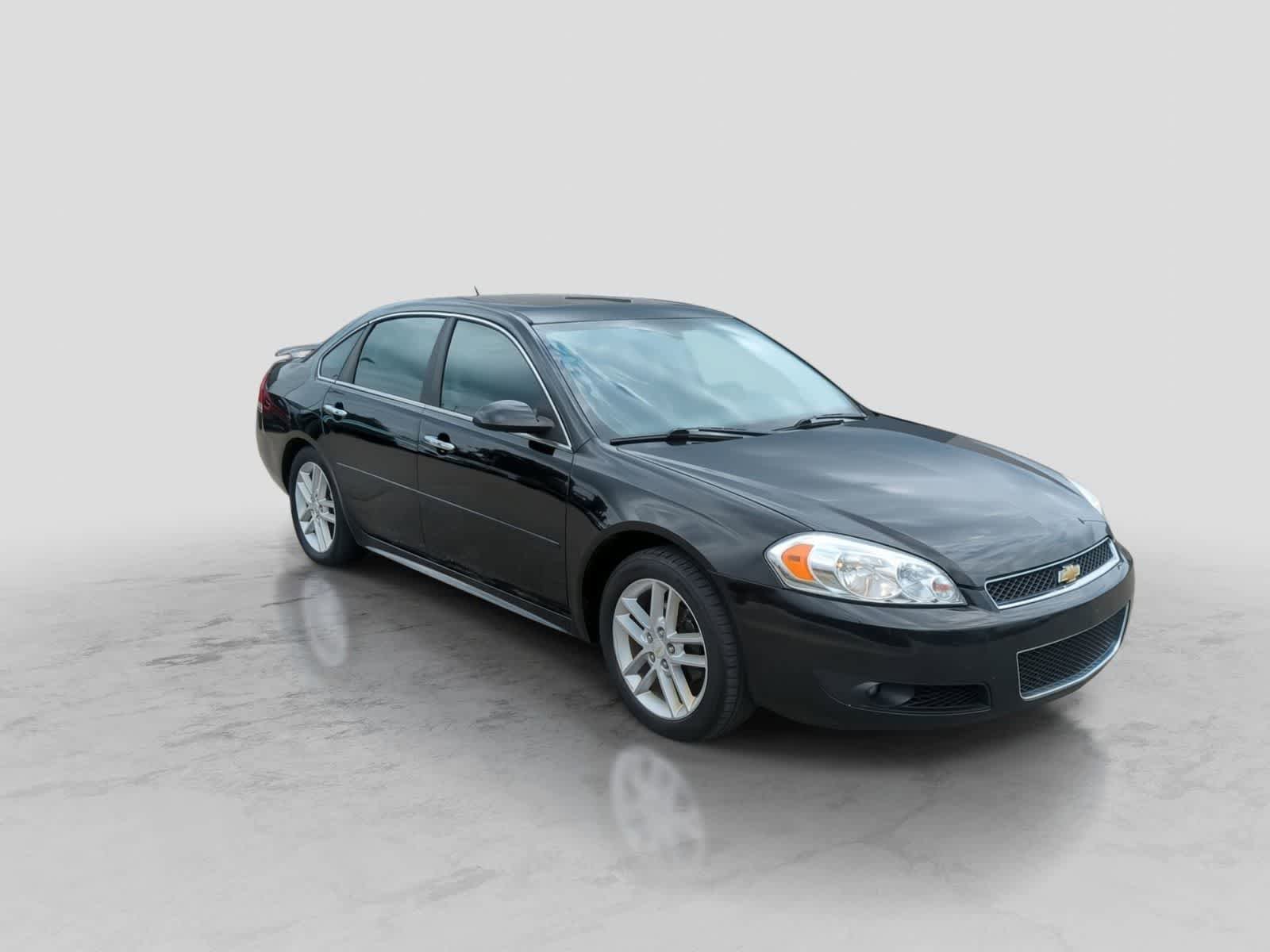 Used 2012 Chevrolet Impala LTZ FWD image 2