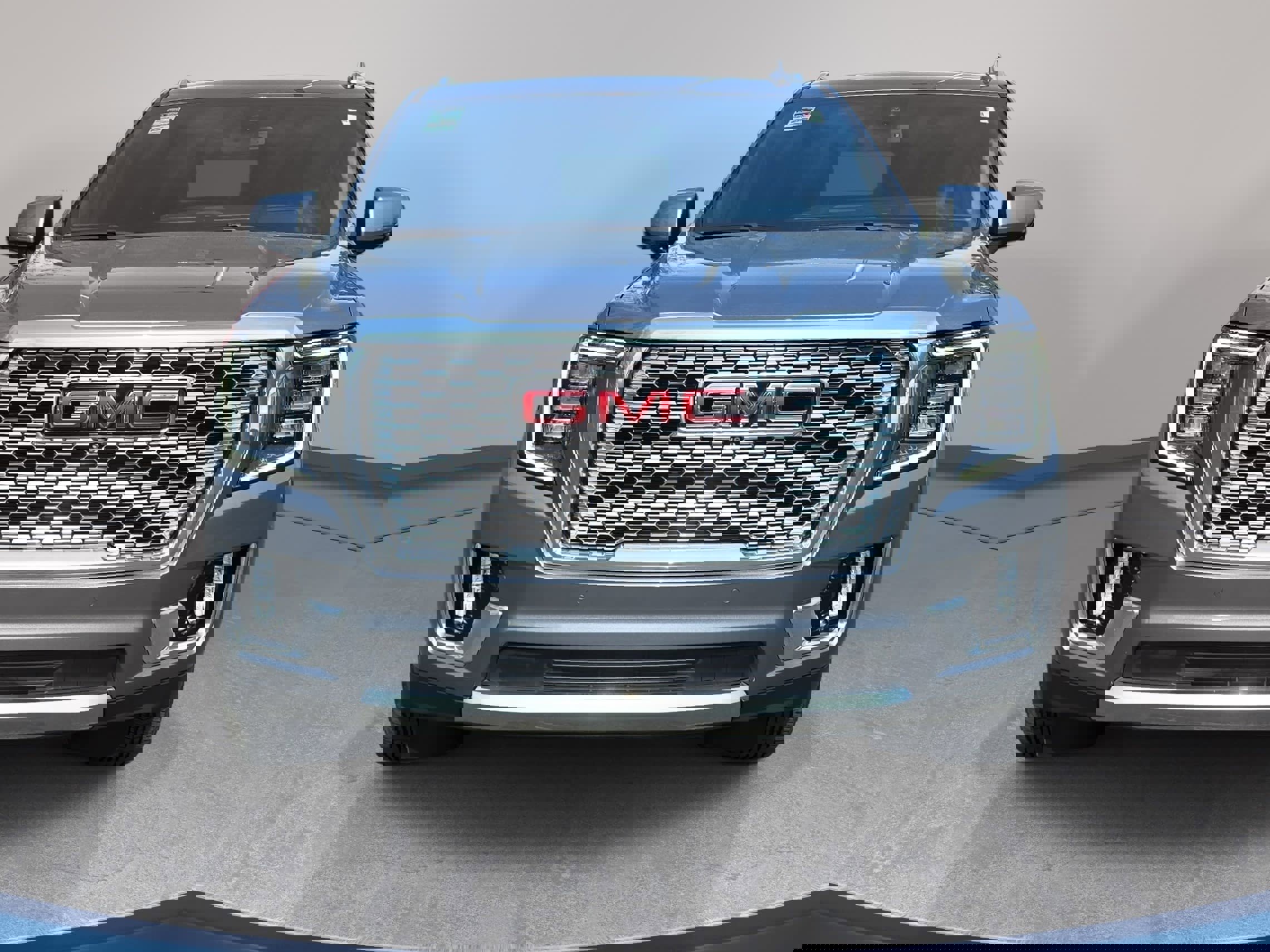 Used 2022 GMC Yukon XL Denali AWD/4WD image 2