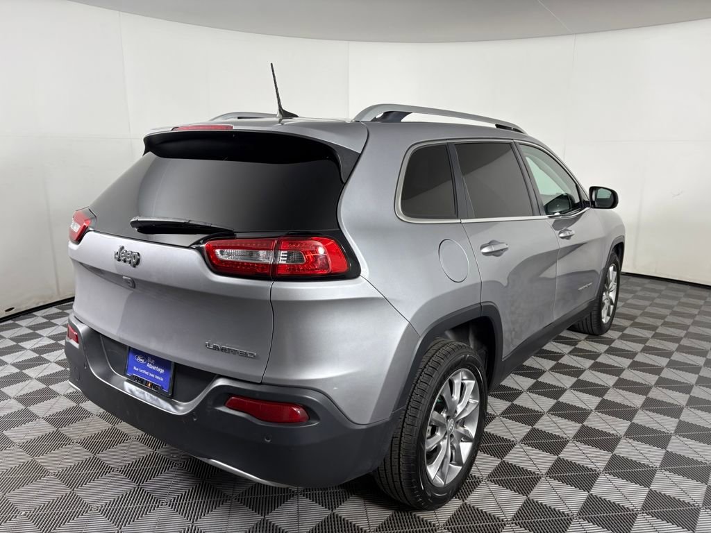 Used 2018 Jeep Cherokee Limited w/ Luxury Group image 7