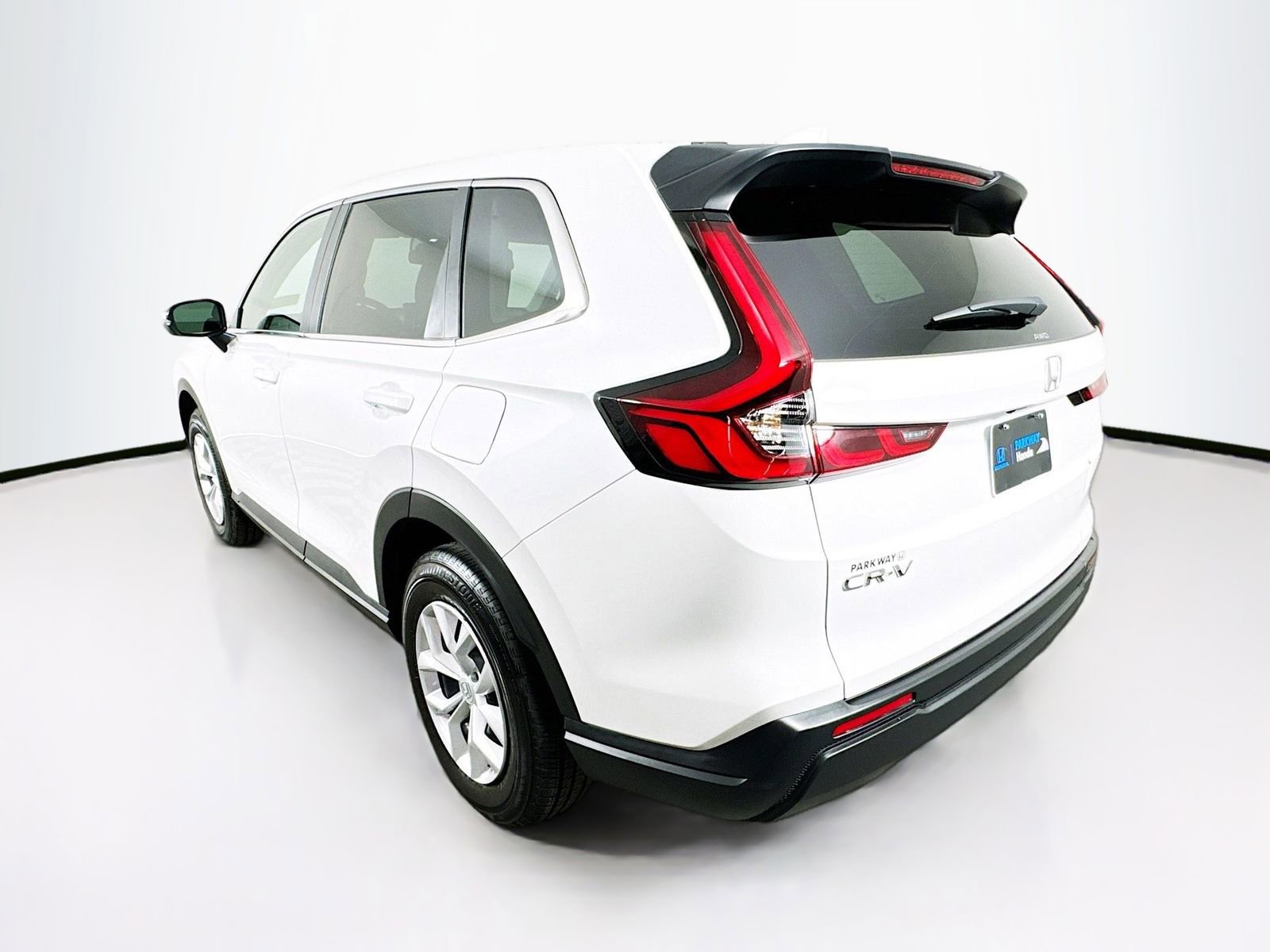 Used 2023 Honda CR-V LX image 5