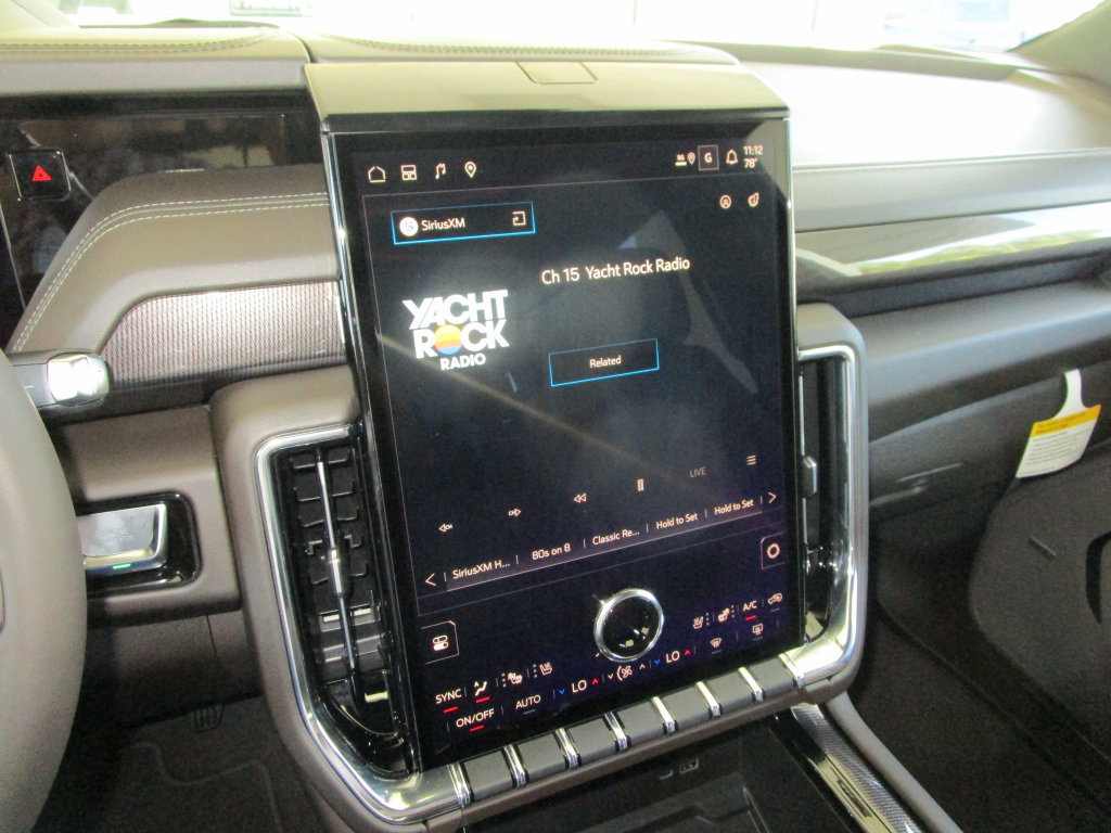 New 2027 GMC Yukon XL Elevation w/ Technology Package RWD image 33