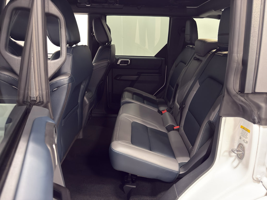 Used 2024 Ford Bronco Outer Banks image 28