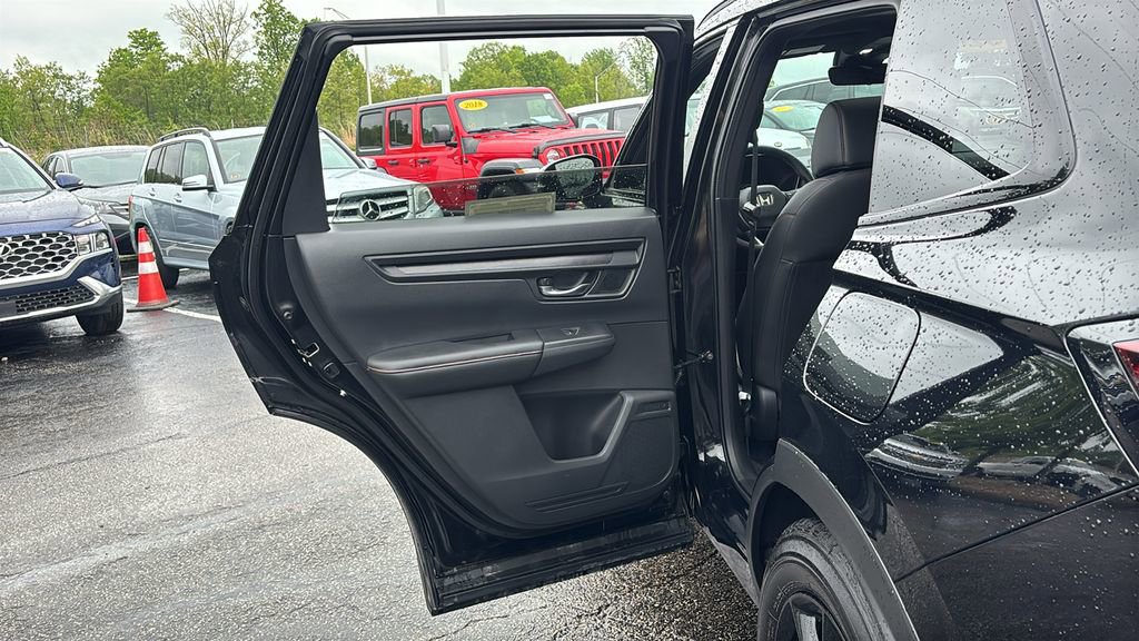 Used 2026 Honda CR-V Sport-L image 29