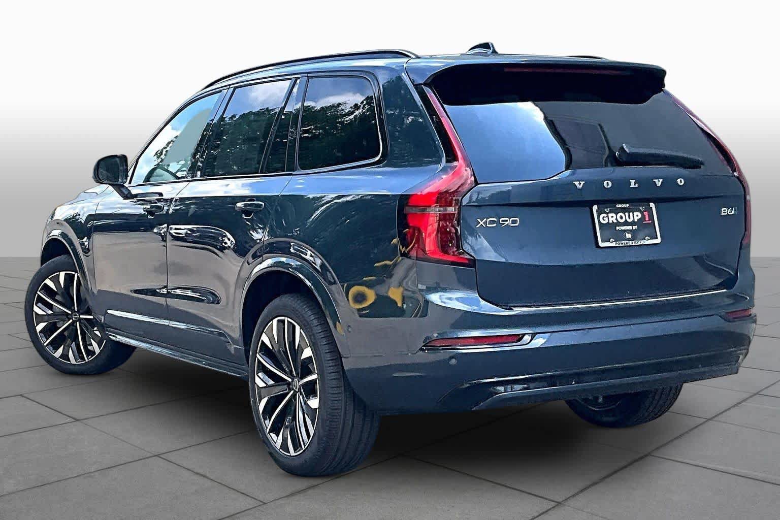 New 2026 Volvo XC90 B6 Ultra w/ Protection Package Premier AWD/4WD image 3