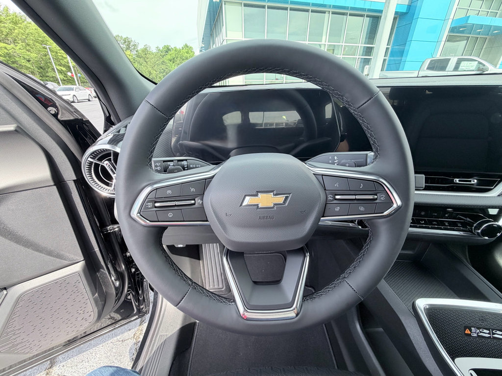 New 2026 Chevrolet Equinox LT w/ Convenience Package II AWD/4WD image 14