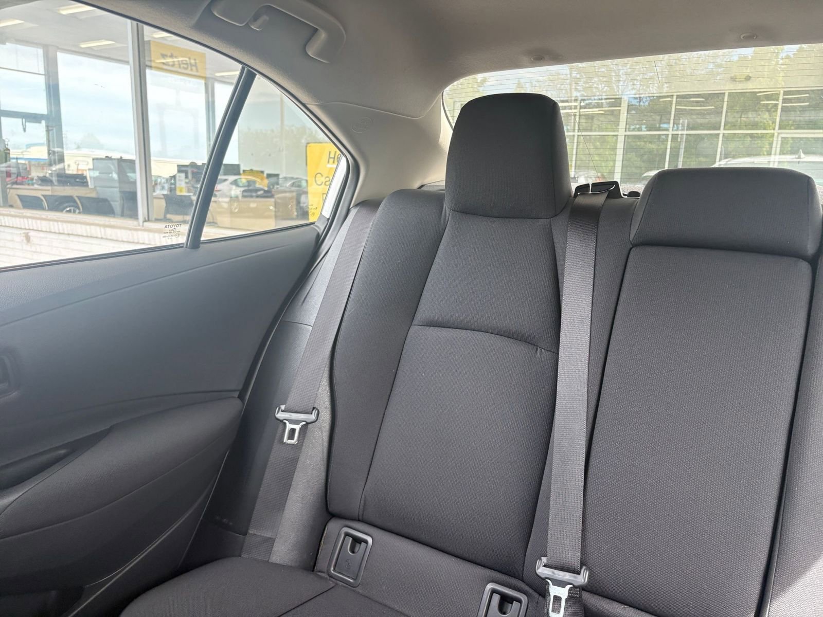 Used 2025 Toyota Corolla LE FWD image 37
